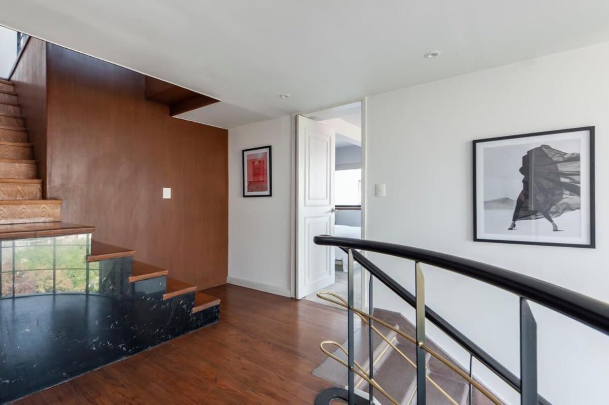 Magnificent Triplex In Art Deco Building Appartement